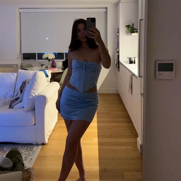 LOBA Blue Corset/Skirt Silk Set - Picture 4 of 5